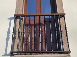 BALCON CON BALAUSTRES MODELO SANTIAGO