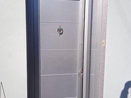 PUERTA IP7, 4 LINEAS CIEGO